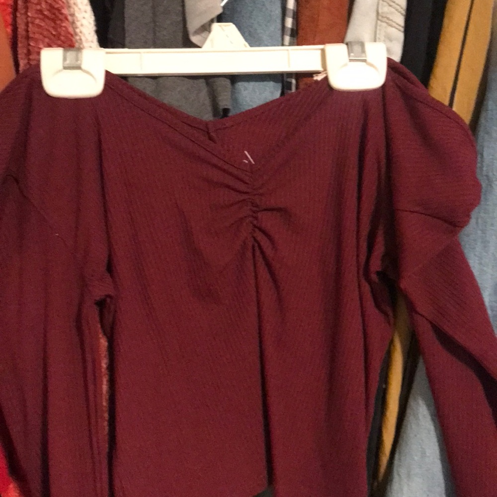 Basic maroon long sleeve